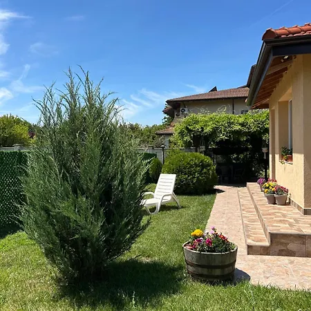 Vyara Σπίτι διακοπών