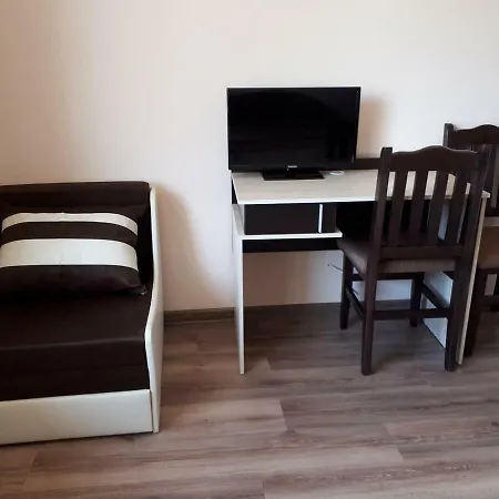 Vyara بيت للعطل
