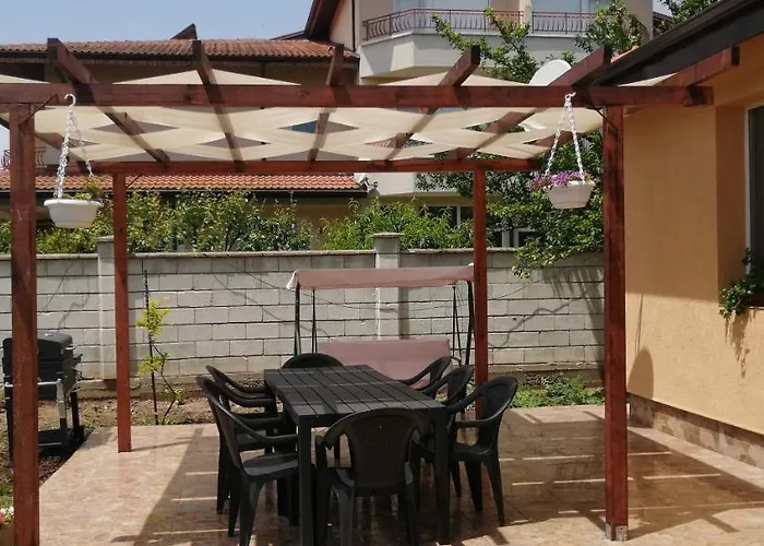 Tatil Evi Vyara Krapets (Dobrich)