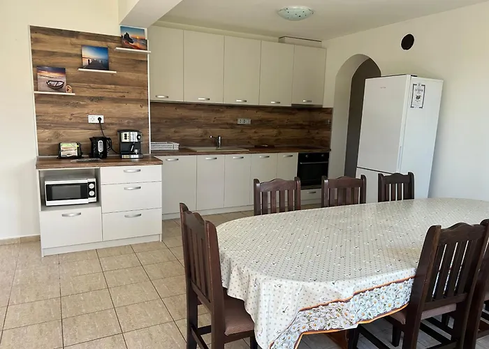 Vyara Krapets (Dobrich)